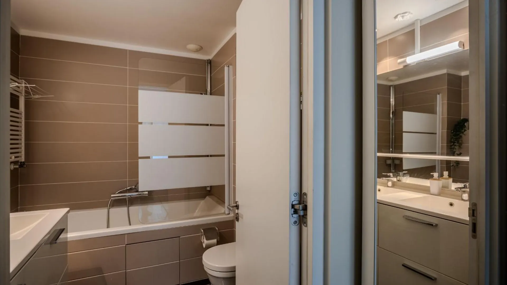 Apartment Luxueux 3 Chambres Terrasse De 90M Hypercentre - Wifi Clim - 6 Pers Cannes