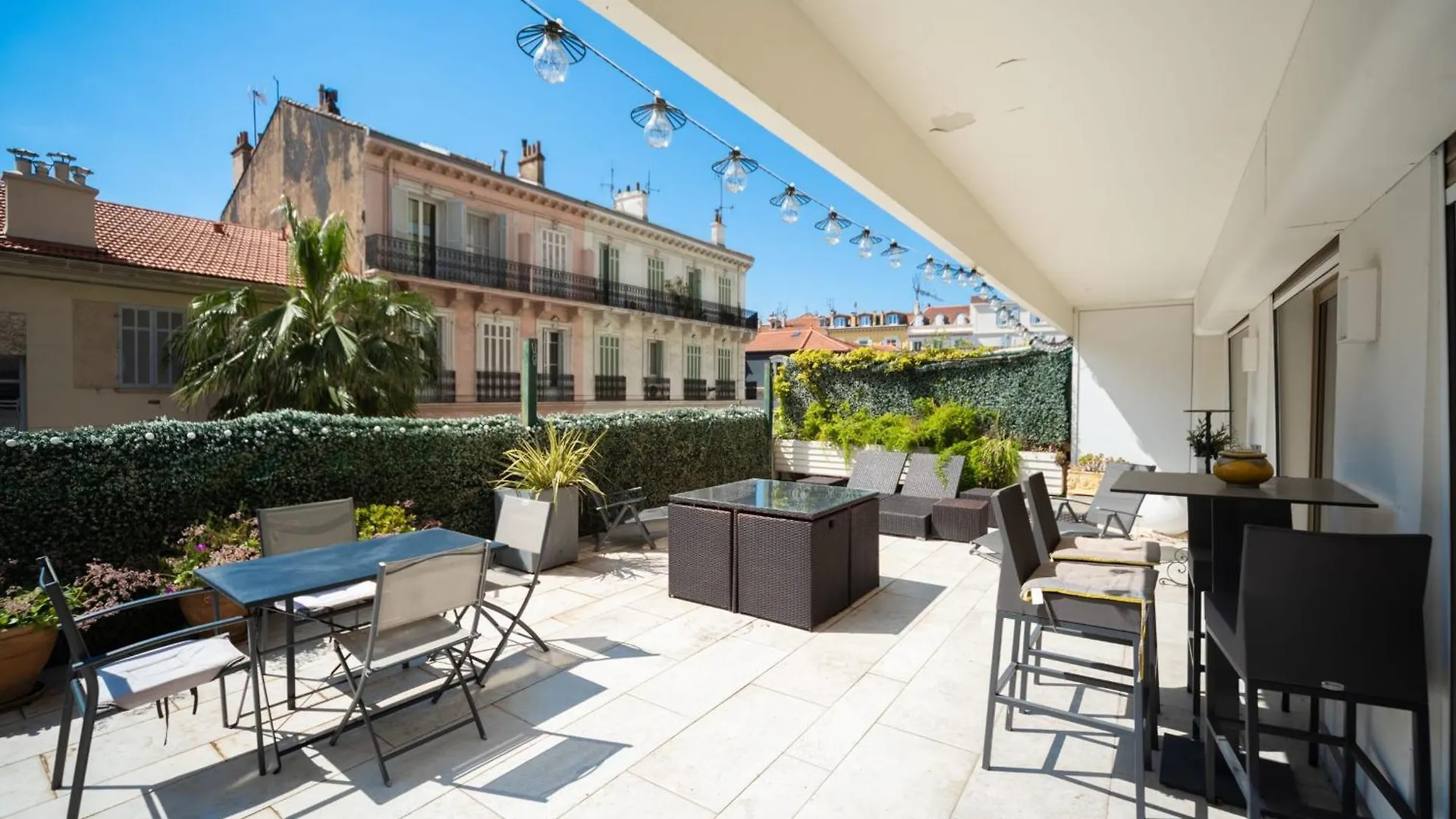 Luxueux 3 Chambres Terrasse De 90M Hypercentre - Wifi Clim - 6 Pers Cannes 0*,  France