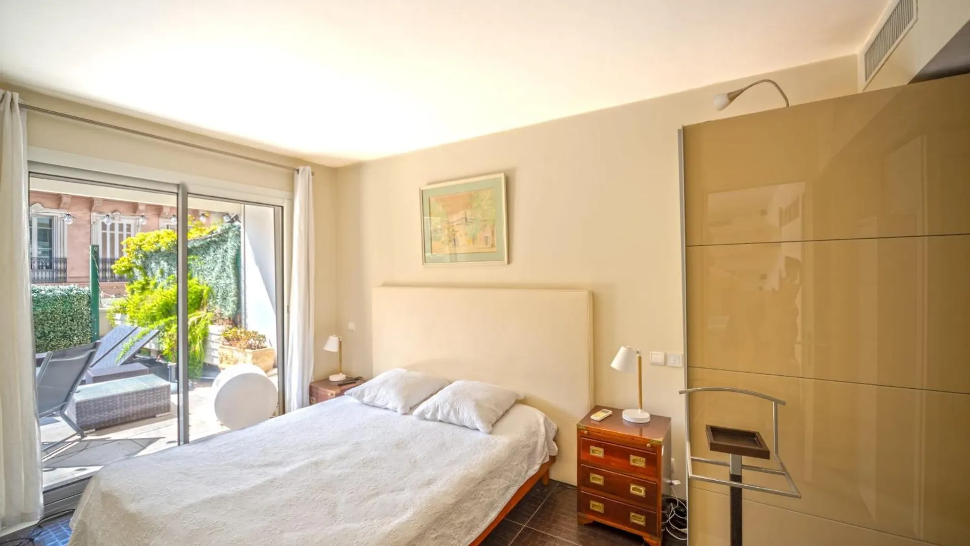 Apartment Luxueux 3 Chambres Terrasse De 90M Hypercentre - Wifi Clim - 6 Pers Cannes France